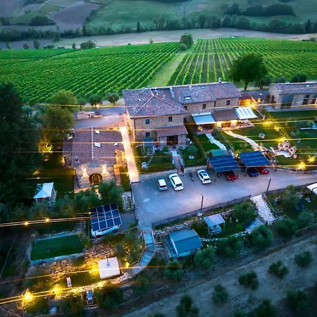Vittoria Chianti Vacations * פוג'יבונסי