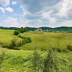 Vittoria Chianti Vacations * Poggibonsi