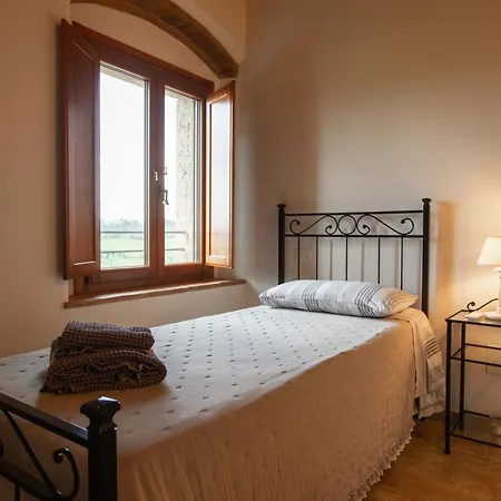 Vittoria Chianti Vacations Apartment Poggibonsi