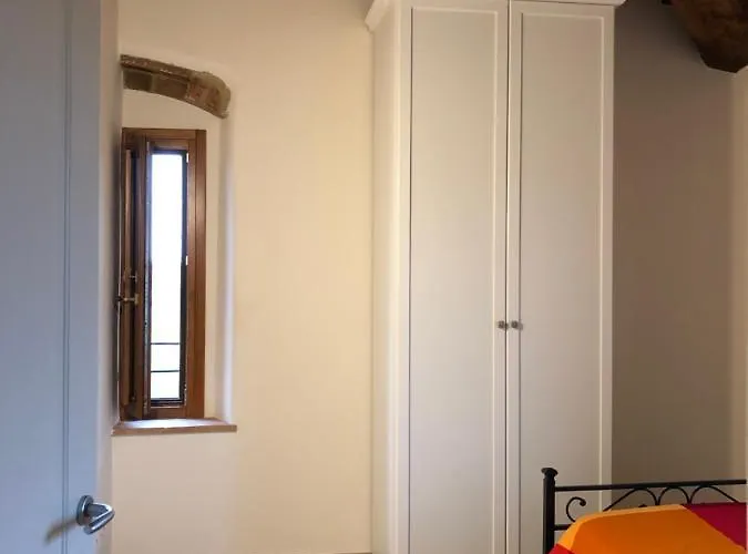 Vittoria Chianti Vacations * Poggibonsi