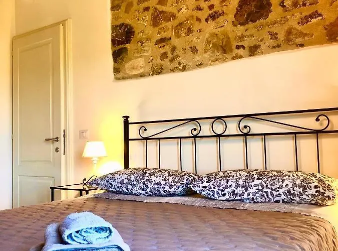 Vittoria Chianti Vacations *